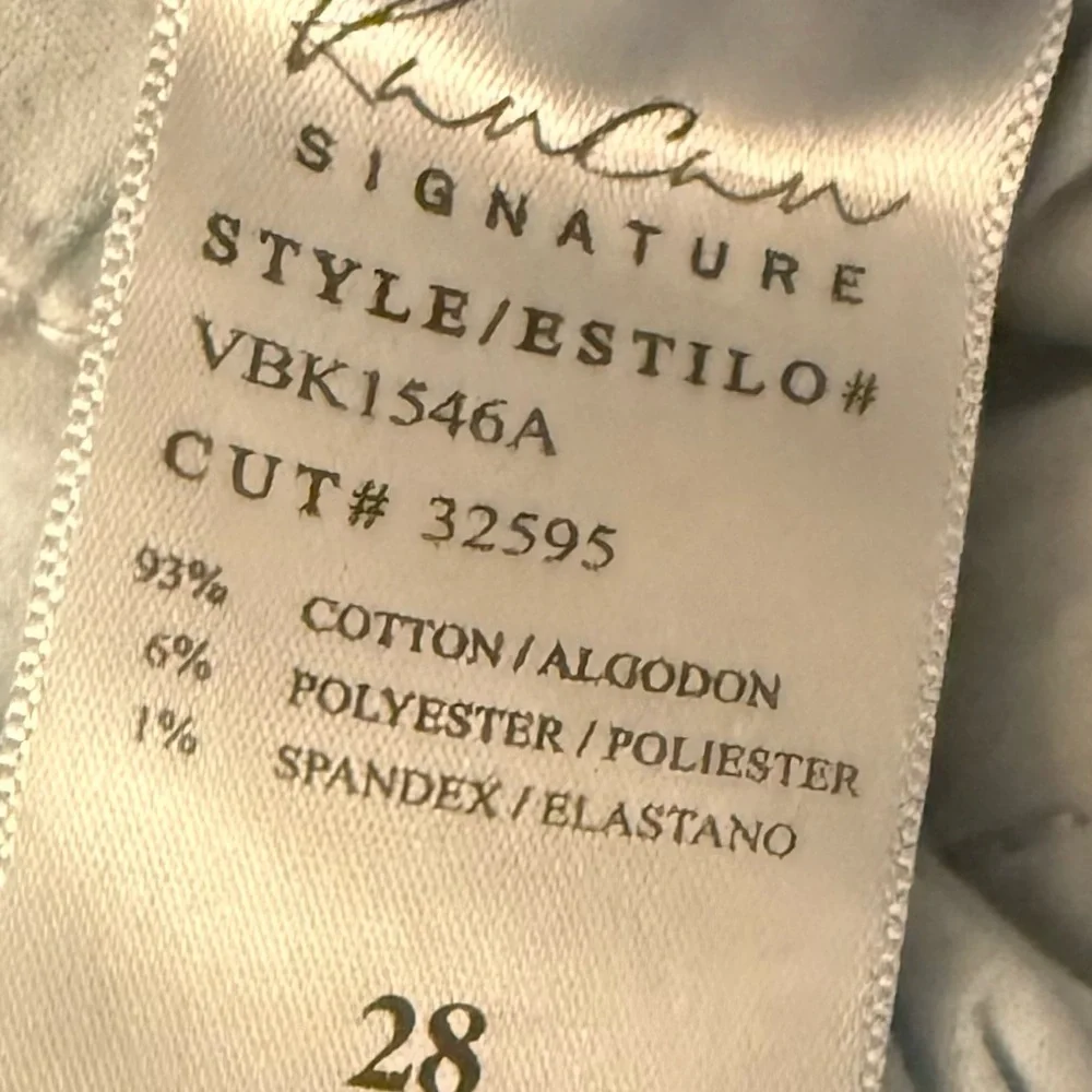 Kancan Signature High Rise Button Fly Jeans | Distressed Raw Hem | Size 28 - Picture 4 of 4